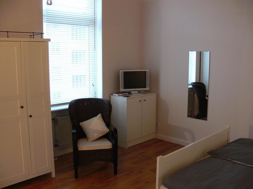 Business Flat Bahnhofstrasse Apartment Wiesbaden Bilik gambar